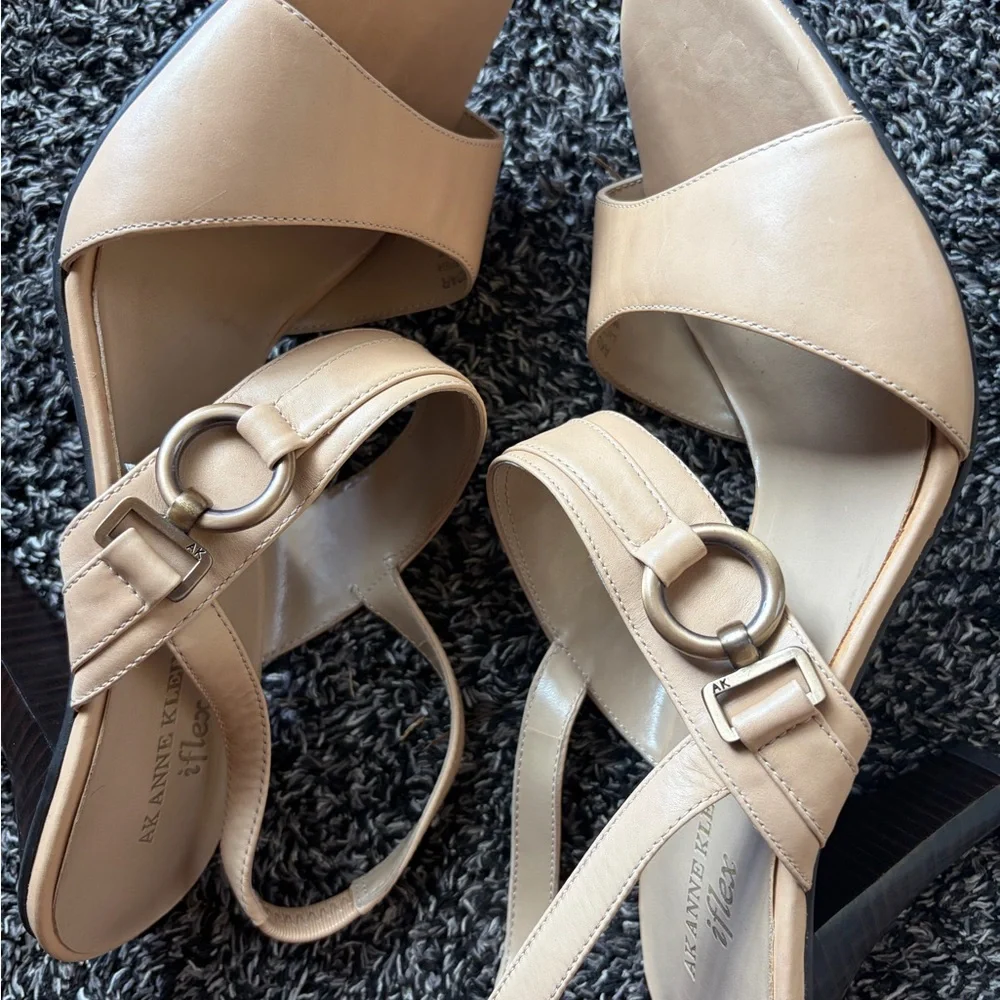 Anne Klein Tan Heels